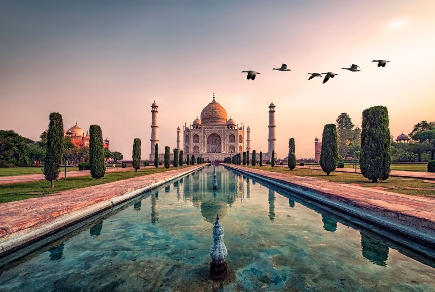 7:30 PM: Arrive in Delhi and get dropped off at the airport or hotel.