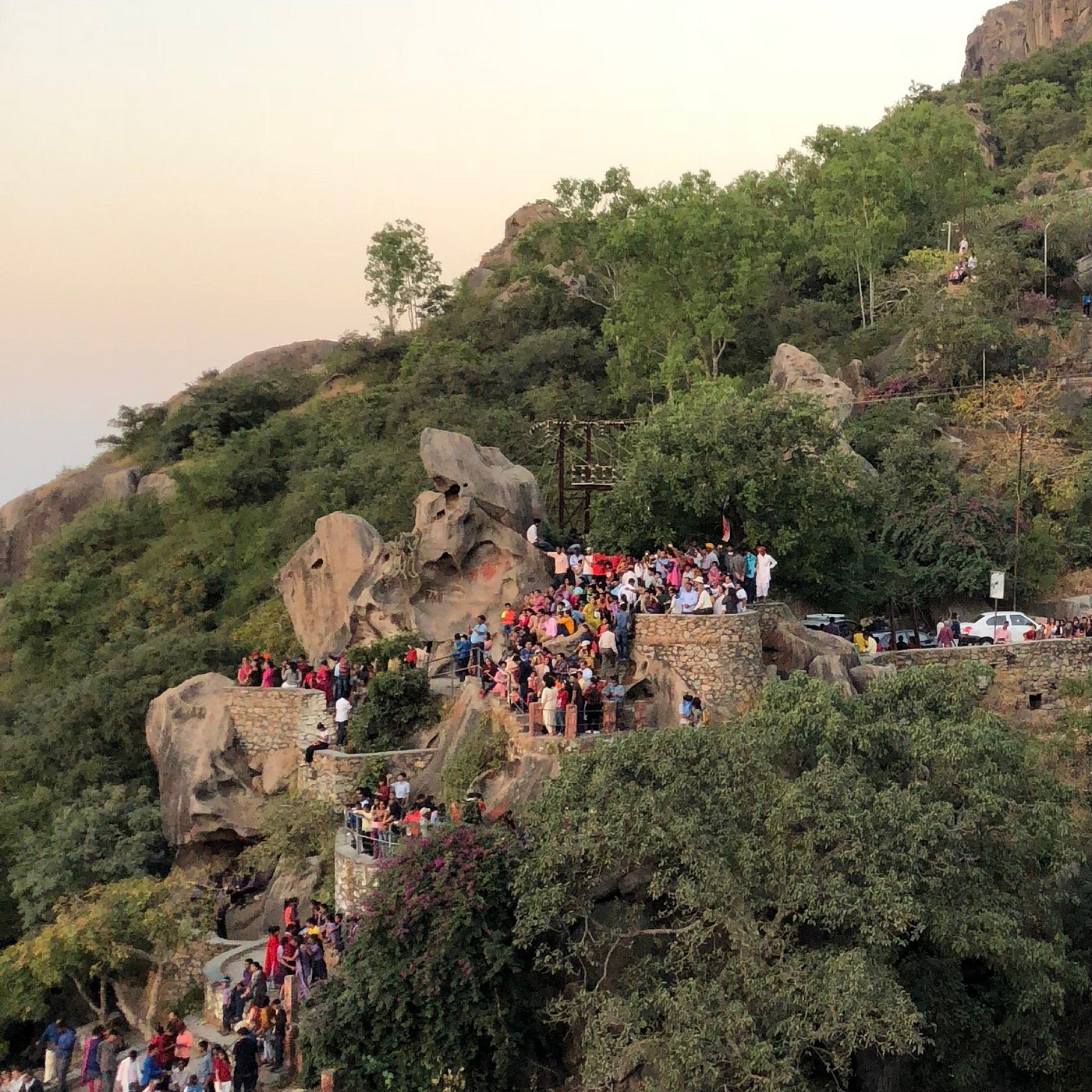 Day 10: Udaipur to Mount Abu (165km/2hrs )