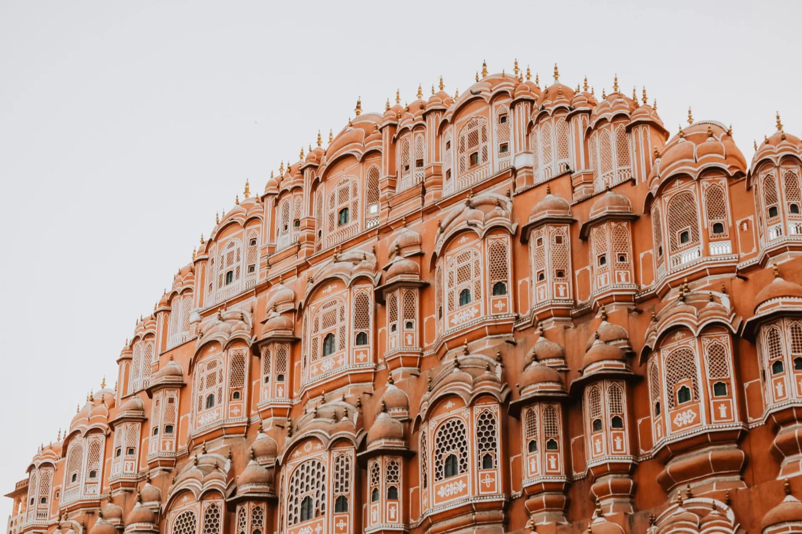Day 4: Agra to Jaipur (Approx. 240 km / 5–6 hrs)