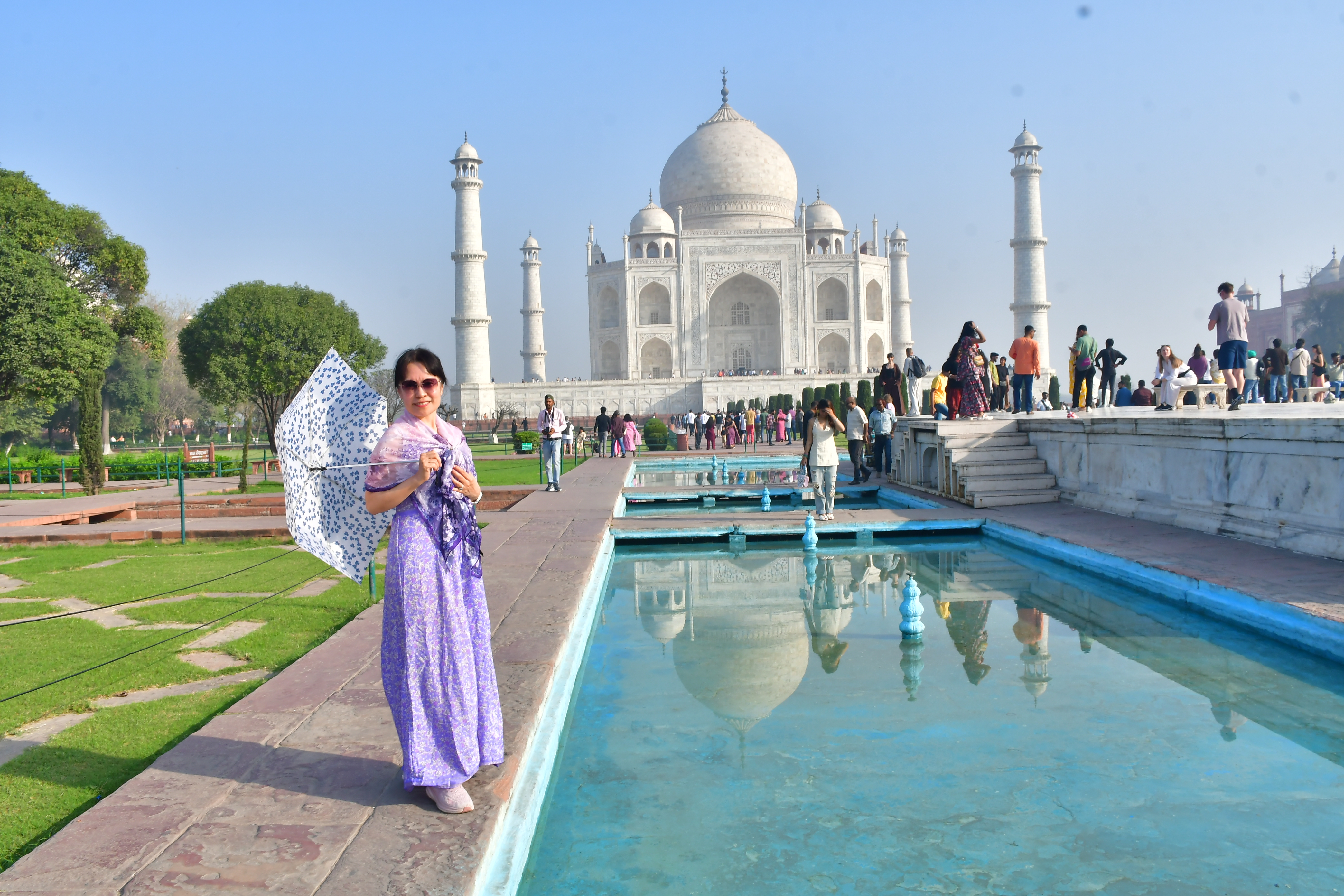 Day 1: Delhi to Agra (Approx. 3.5–4 hours)
