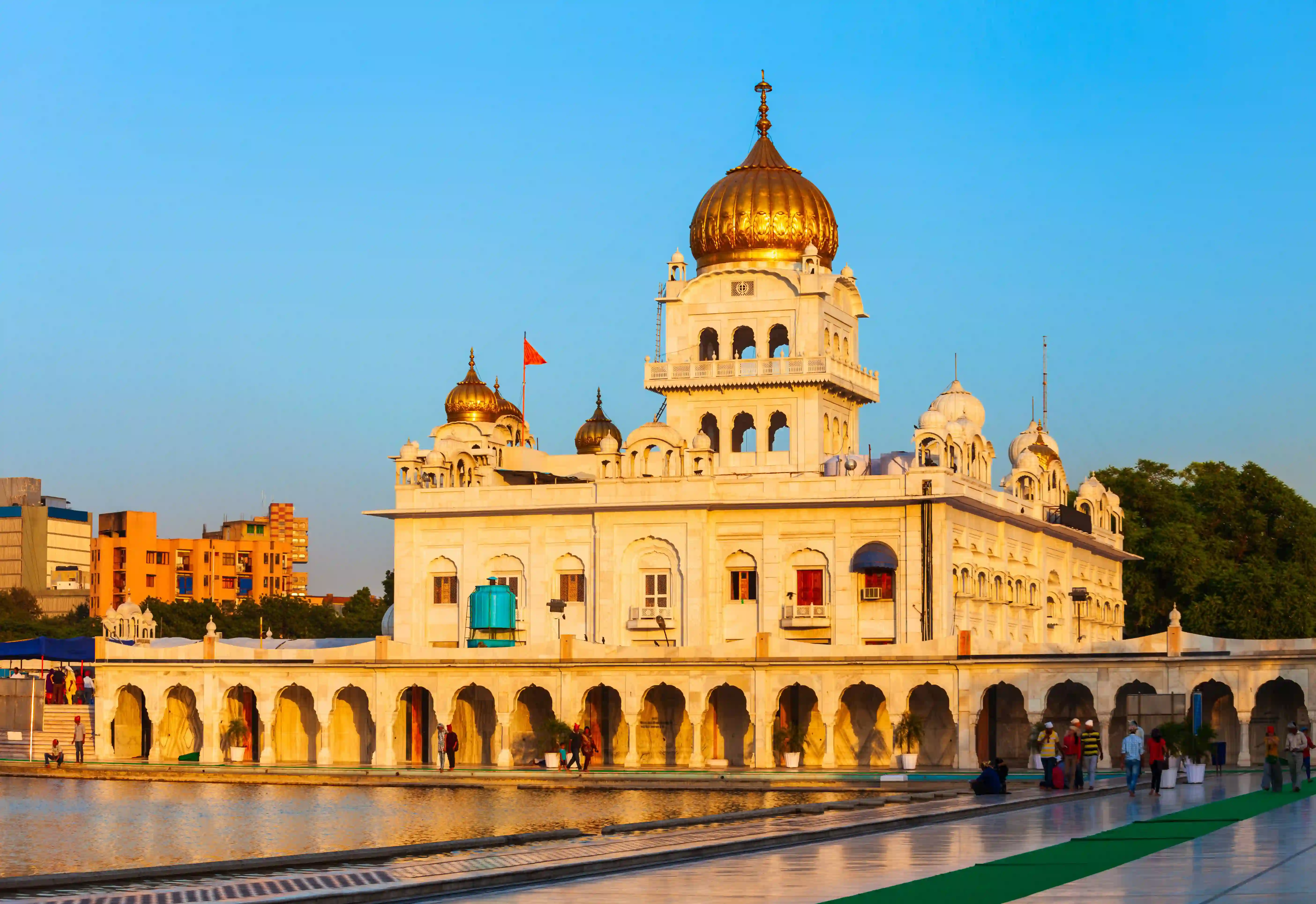 Delhi Temples and Spiritual Sites Tour – 6 Hours