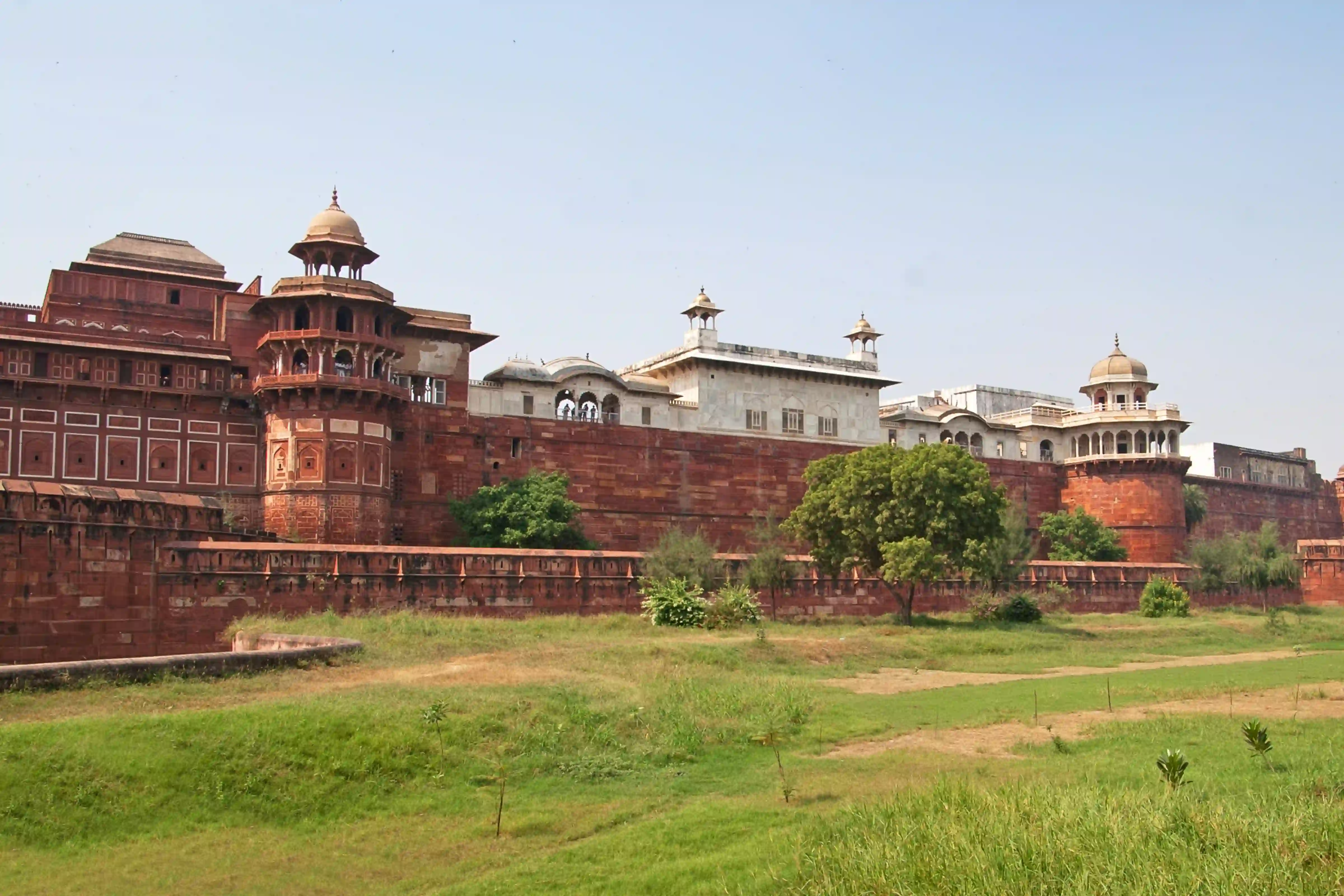 Taj Mahal and Agra Fort Tour by Car from Delhi