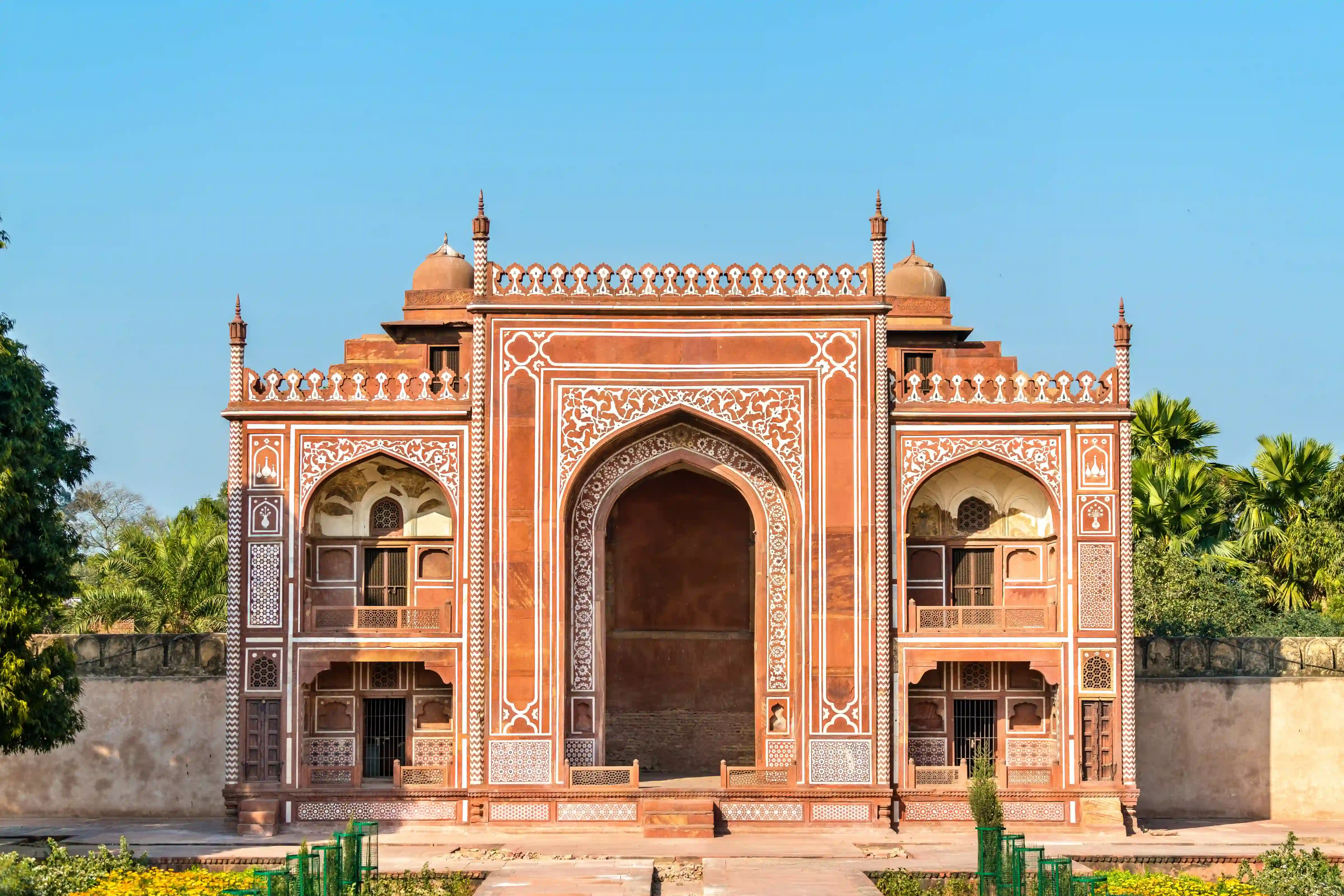Taj Mahal and Agra Fort Tour by Car from Delhi